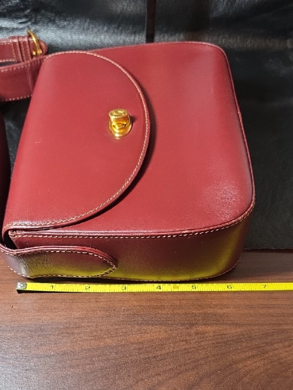 Vintage Cartier Burgundy Leather Crossbody Bag with Gold Turn-Lock - Picture 16 of 16